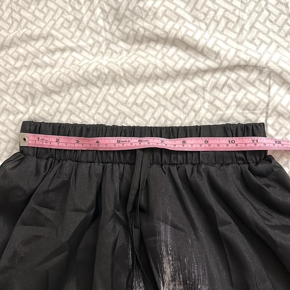 patterned black and white midi a-line skirt - Picture 6 of 7